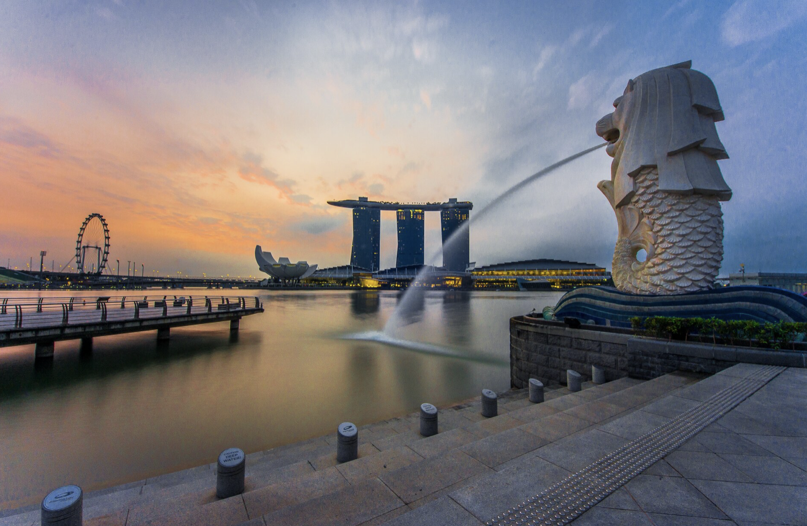 View of Marina Bay Sands from Merlion Park